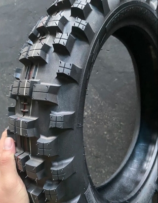 Ban Sepeda Motor Bahan Karet Kombinasi Dengan Kelas A